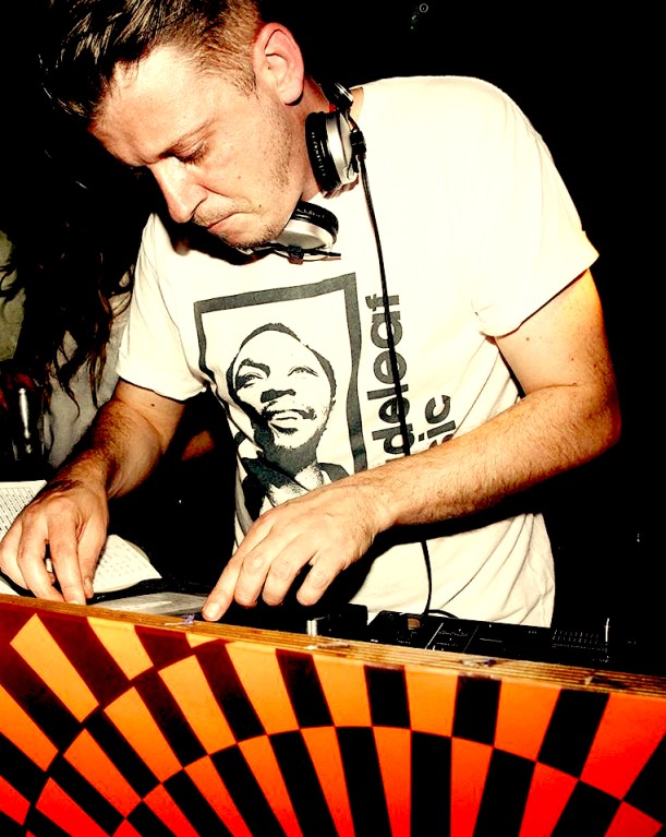 thatmanMonkz DJ copy