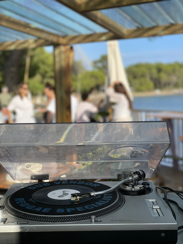 CHRIS ENGLISH IMAGE 3