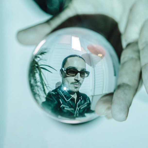 CODY CURRIE : RAZOR-N-TAPE